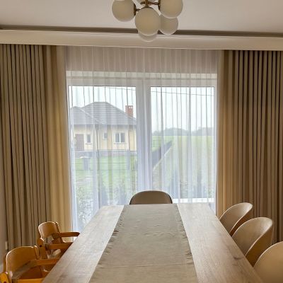 Moderner, matter Vorhang für das Wohnzimmer, Schlafzimmer, dunkles Flieder